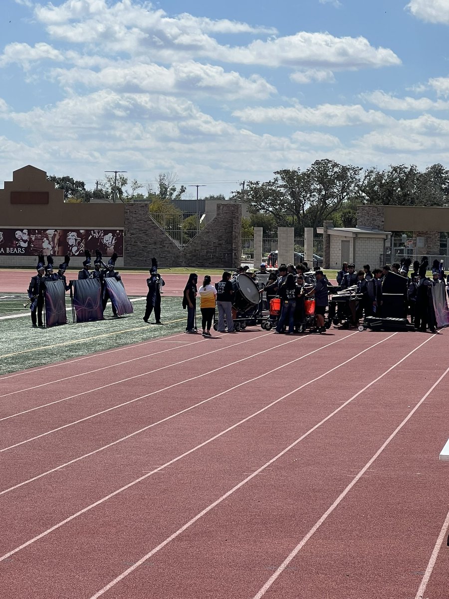MrsBTorres122's tweet photo. The Wildcat Regiment at Area!!!! https://t.co/bBCfRDjxAV