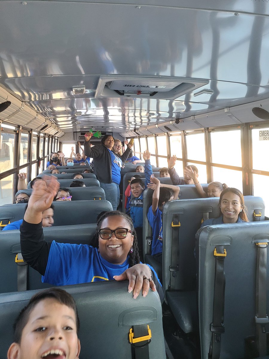 marygile2's tweet photo. Pine Burr 3rd grader scholars had a blast pumping it up at the Read to the Final Four Pep Rally! What a great Friday morning. 
#pineburrcisd
#theclevelandway https://t.co/UBXJaDp3uH