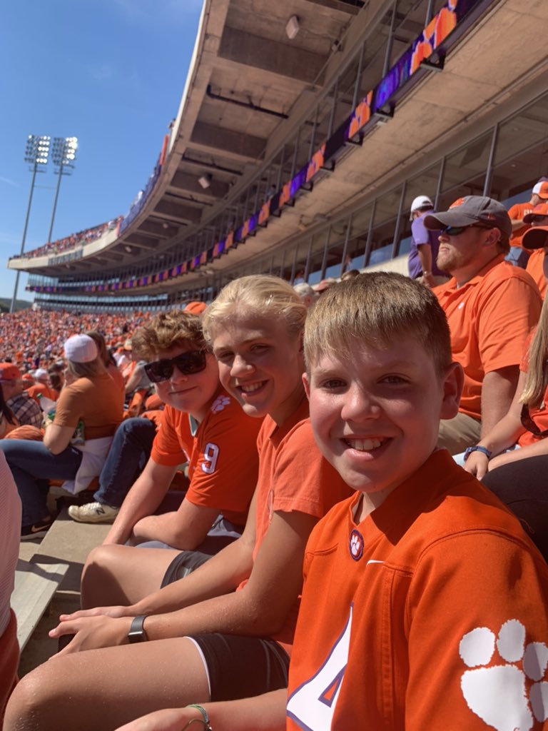 nwpatterson's tweet photo. Go Tigers! #bestinthegame #clemson https://t.co/qq3c6snuDL