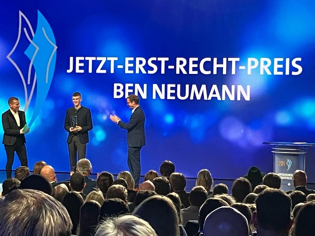 VMSMUC's tweet photo. #jetzterstrechtpreis #bennolimits https://t.co/L8KvQS09NW