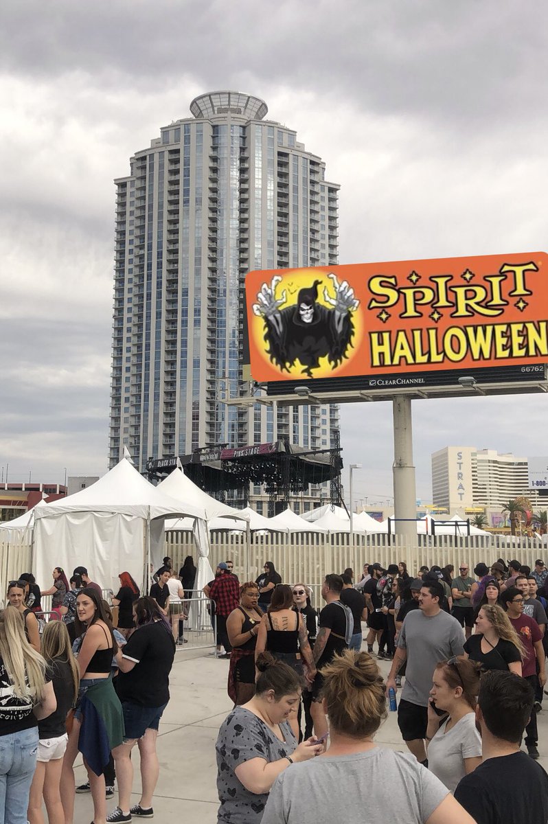 Reporting live from <a href="/WWWYFest/">When We Were Young</a> WWWY #WWWY #WWWYF #emo When We Were Young #LasVegas