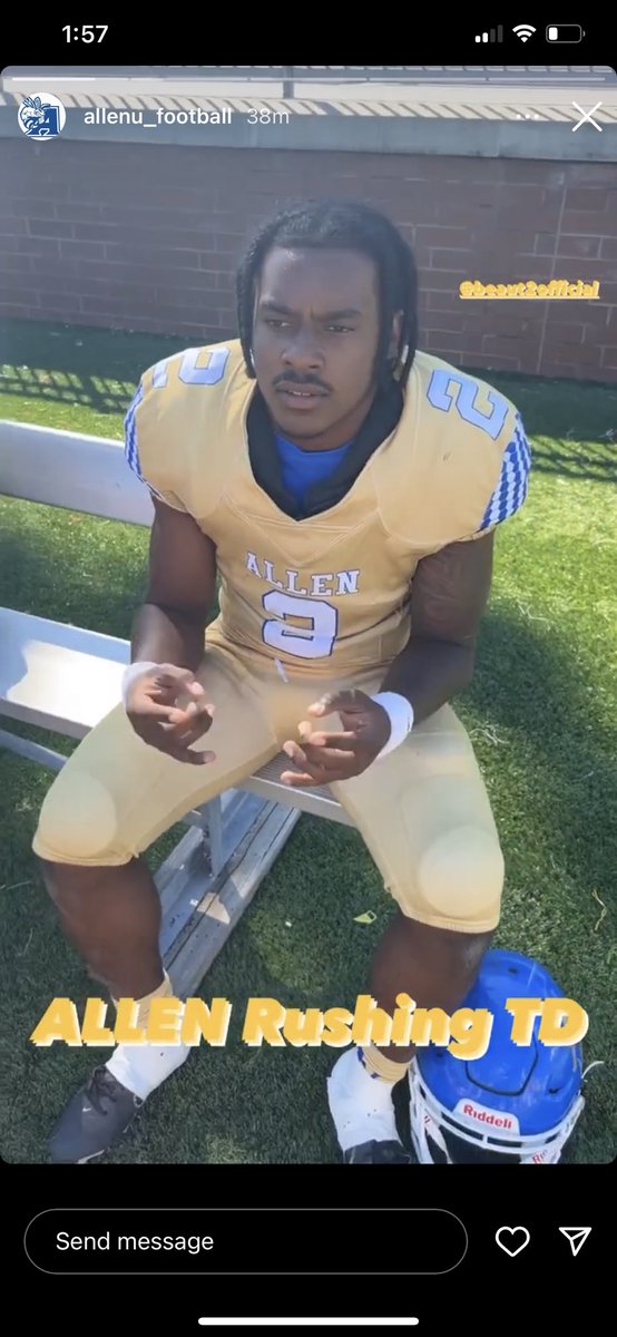 CoachMikeHayde's tweet photo. Keep This Going All Day #HOCO #YellowjacketFast @auyellowjackets @teddyk95 @AllenUniv @jashercox https://t.co/or4HyXuBMf
