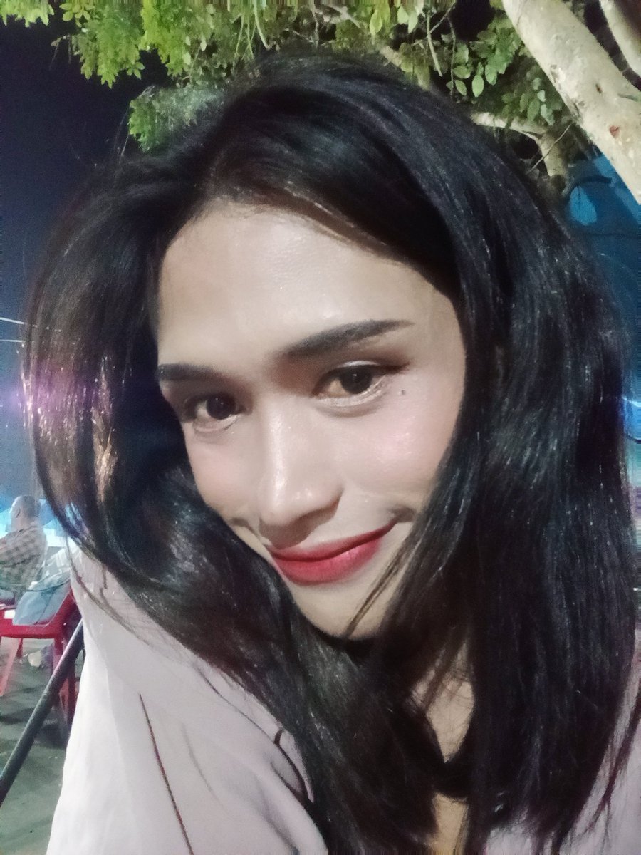 MethaweeMethaw2's tweet photo. วันนี้มาดูหมอลำบ้านโนนงิ้ว อ.หนองหงษ์ นะคะ ทักทายกันได้นะ https://t.co/AyETTRsEaG
