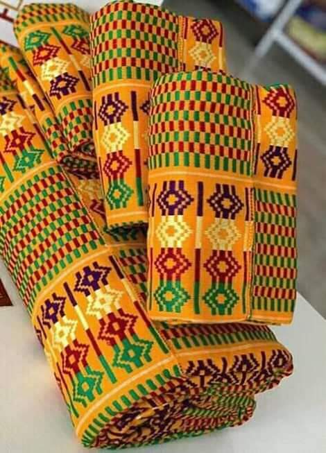 Hit me for your original African Kente fabric,😍😍😍