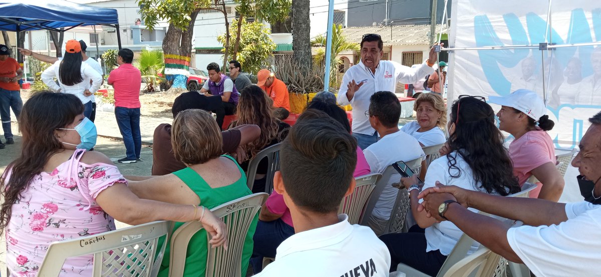 karinajimenez75's tweet photo. #SumateAJimmy🙋
#TusIdeasPrimero☑️
#UnAlcaldeComoUNO
@kikoguerreroh
@ScarlettLindao 
Hoy Sábado Brigada Médica #AlboradalX 
Les invitó a conocer  el #PlanMunicipal
#ElCambioComienzaConUNO☑️
@cendemocratico🧡
#ListaUNO✨
Síguenos #Twitter #Instagram #TikTok #FacePage #Telegram🙋 https://t.co/mpyTFrZL6x