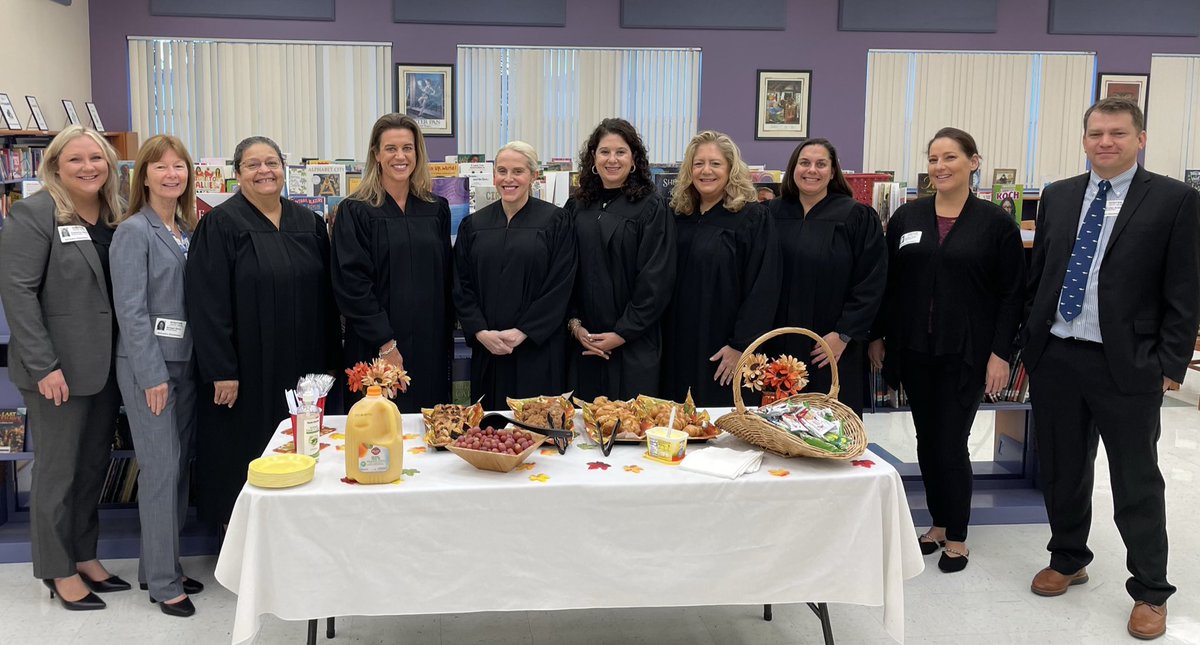 More images highlighting the work done <a href="/BelvedereBees/">Belvedere Elementary</a> by our Palm Beach Judges &amp; Attorneys as they read “Turning Points” about Supreme Court Justice Sonia Sotomayor a Hispanic Heritage Month Role Model.