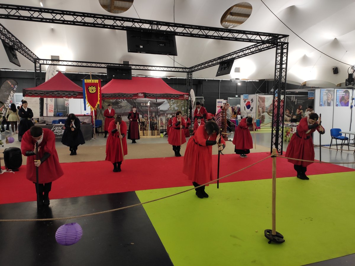 Fin de la première journée du Hashtag Festival !
📷 Petit retour en image sur la première journée du Hashtag Festival (1/2)