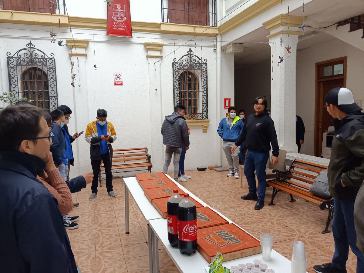 OpenlabEc's tweet image. ¿Y cómo se termina un #PyPizza?
Solo hay una forma y es esta.
Gracias a @PythonQuito, @HubUIO y @OpenlabEc.
@pyecuador @jsecuador_