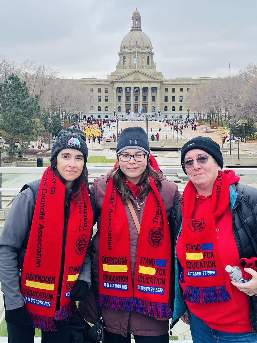MathWithWoody's tweet photo. We’re here, are you? #Rally4Ed #local43 https://t.co/rGeBKxrvlI