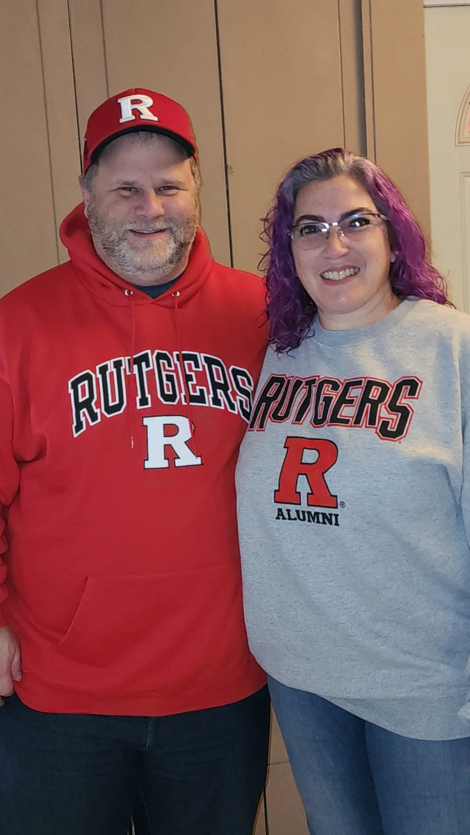 @Scott951 & I were proud to stand up & wave when they welcomed back all alumni & asked us to stand & be recognized! #rutgersalumni #ScarletKnightsForever #RCclassof95 #RCclassof96 @RAANewBrunswick @rutgersalumni @RFootball