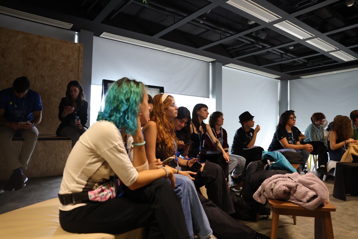 42 Madrid tweet media