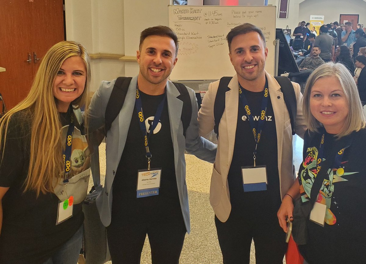 MrsMistyJester's tweet image. We ran into the @eTwinzEDU 🙌🙌 Yay! #TCCA2022 what great presenters! @heatherrross96