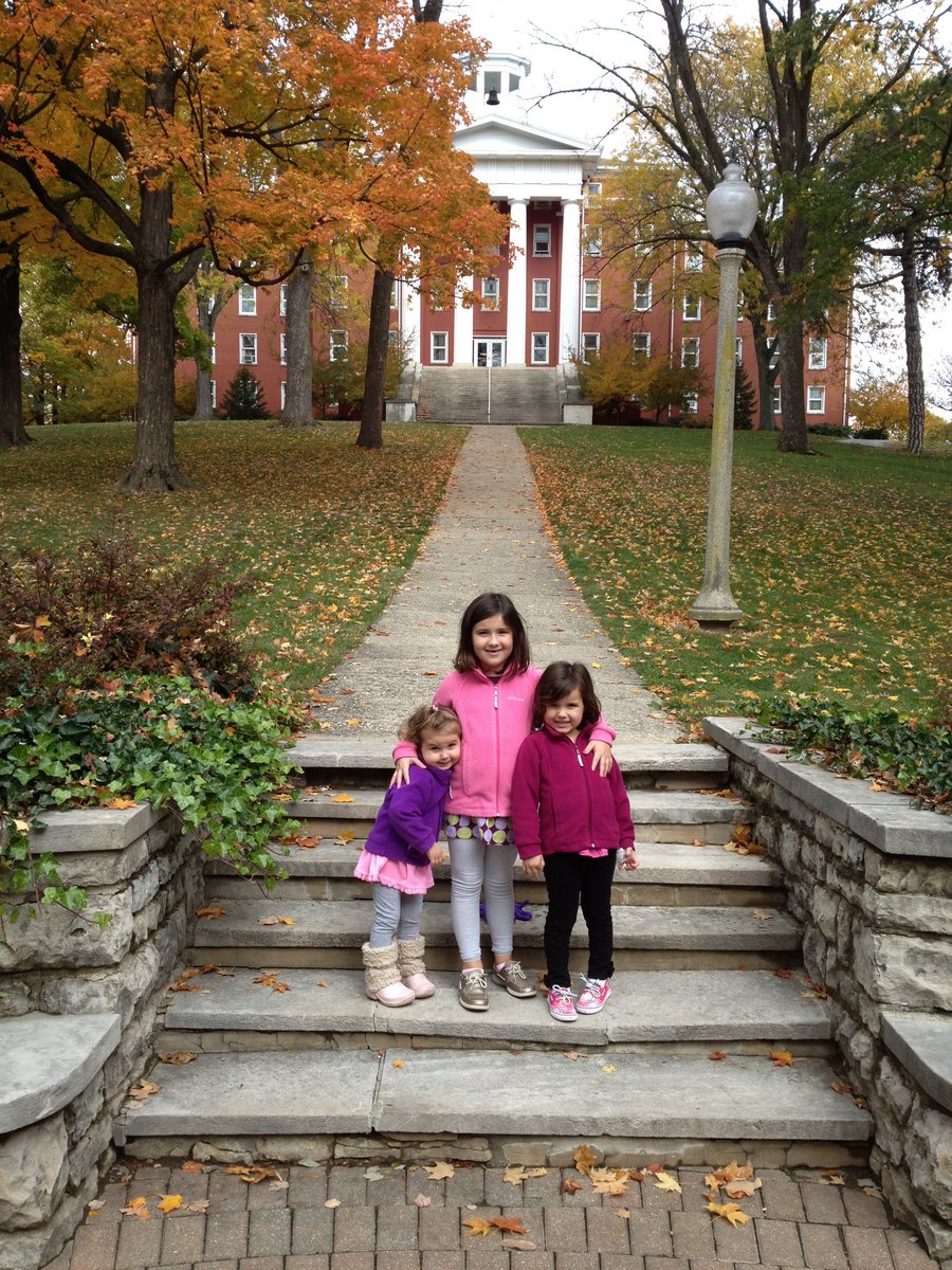 Mike Overbey tweet media