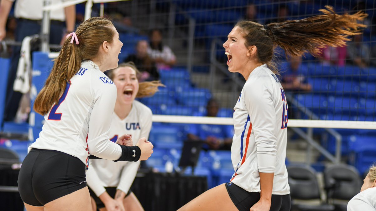UTAMavsVB's tweet photo. The Mavs have opened up a 12-6 in the third set behind several big blocks from @meredithfish21, who has six in the match.

#BuckEm 🐎 https://t.co/x3lPoCdr9p