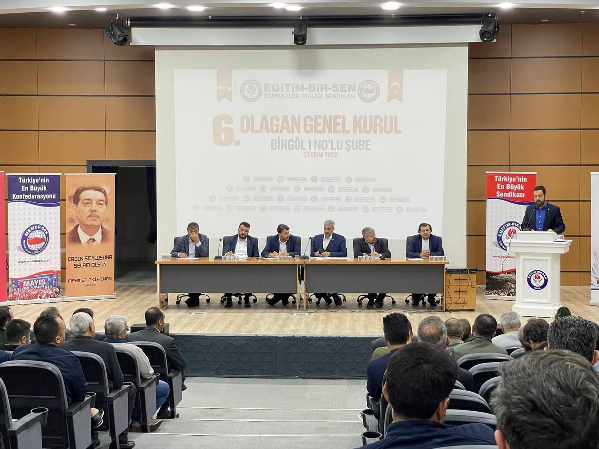 mahir_bar's tweet photo. Eğitim  Bir Sen  Bingöl 1  ve EBS  Bingöl  2( Üniversite)Şubelerinin  Genel Kurullarına  katıldık. 
Güven  tazeleyen  Eğitim  Bir Sen  Bingöl 1 Şube Başkanı @YunusKava  Kava ve EBS Bingöl  2 Şube Başkanı Hüseyin Çaldak'ı tebrik  ediyor. 
Başarılar  diliyorum. https://t.co/EiSyiiBd7C