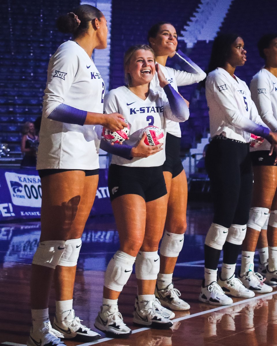 KStateVB's tweet photo. Heating up early in Bram

#KStateVB 17 - Baylor 13 | Set 1 https://t.co/blAd1zSzN8