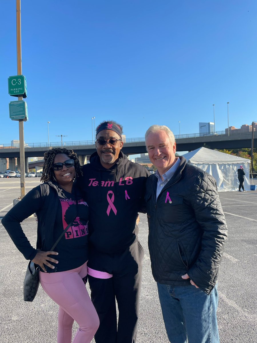 Our breast cancer survivor community inspires us all with their strength & determination.   Honored to join #makingstridesbaltimore today for push to boost early detection, ensure access to treatment & invest in medical research to conquer cancer!