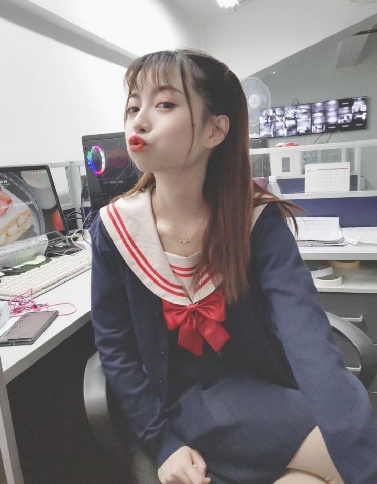 cxay666's tweet photo. 在厕所
#母狗 #反差婊 #调教 https://t.co/RdeHMwykvN