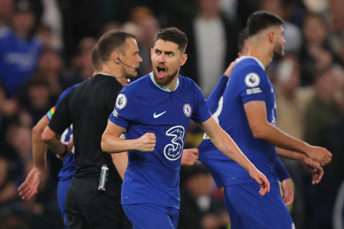 MailSport's tweet photo. FULL TIME

Chelsea 1-1 Man United

Casemiro's brilliant header means the points are shared!

https://t.co/JDHvb5aQVm #CHEMUN https://t.co/ow5HsDQKgH