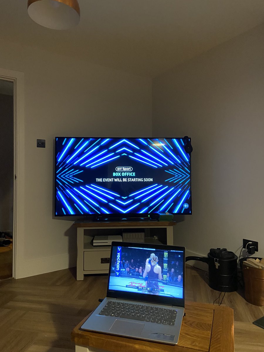 jamsponge711's tweet photo. Soooo pleased I paid for the ppv. #btboxoffice #ufc280 #pissedoff https://t.co/mr0SlHwyRb
