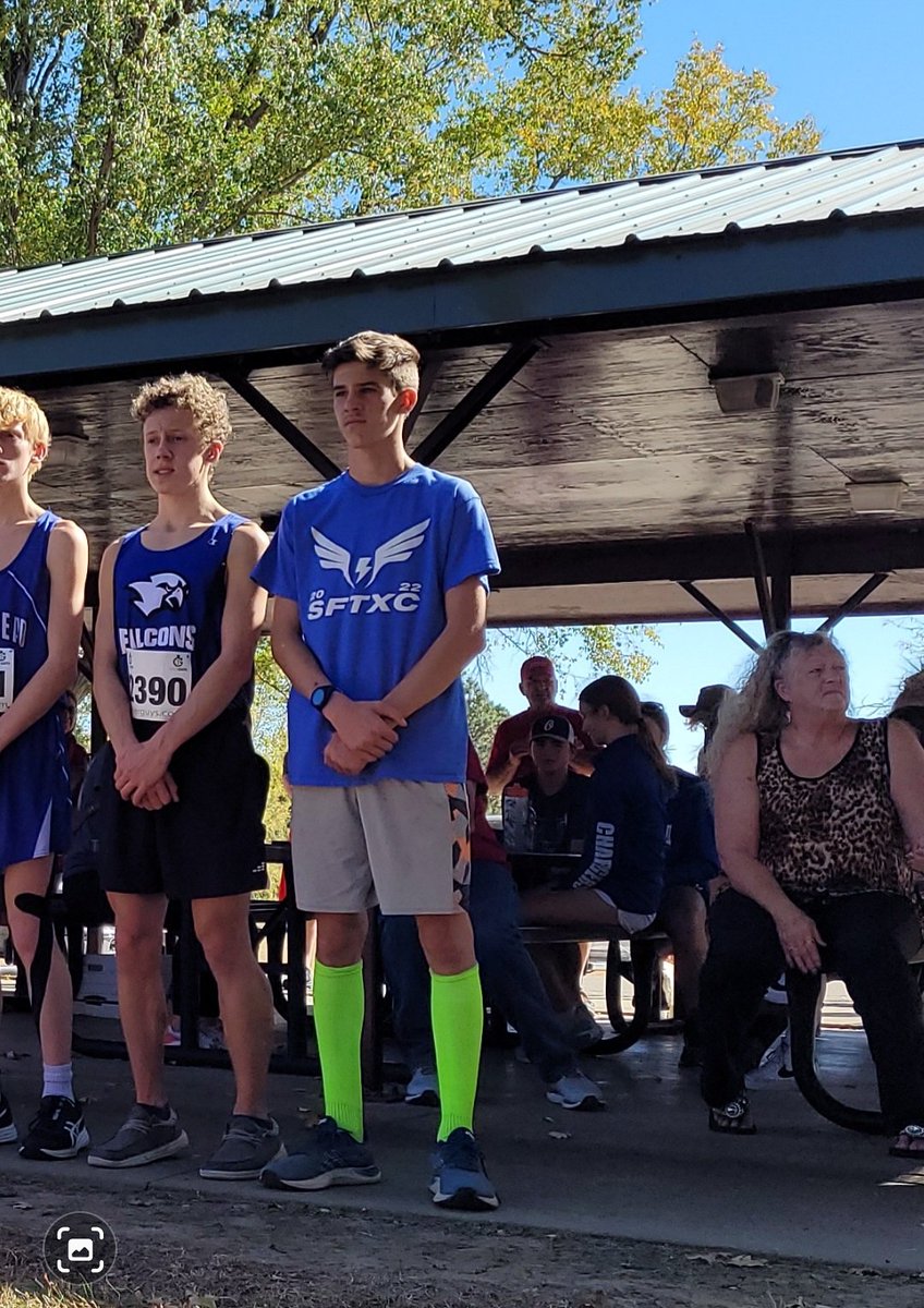 Eroberts24's tweet photo. Bryce made it to state. 10th place but time off a bit. Rim rock here we come. 
Boys took 4th so just missed out.
Girls 6th. They all ran so well though. 
Parker ran today as well just didn't feel well with his knee. https://t.co/bXsFDSeiRn