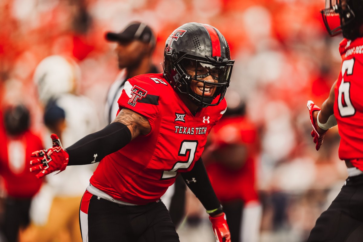 Halftime Mood 😎 #WreckEm