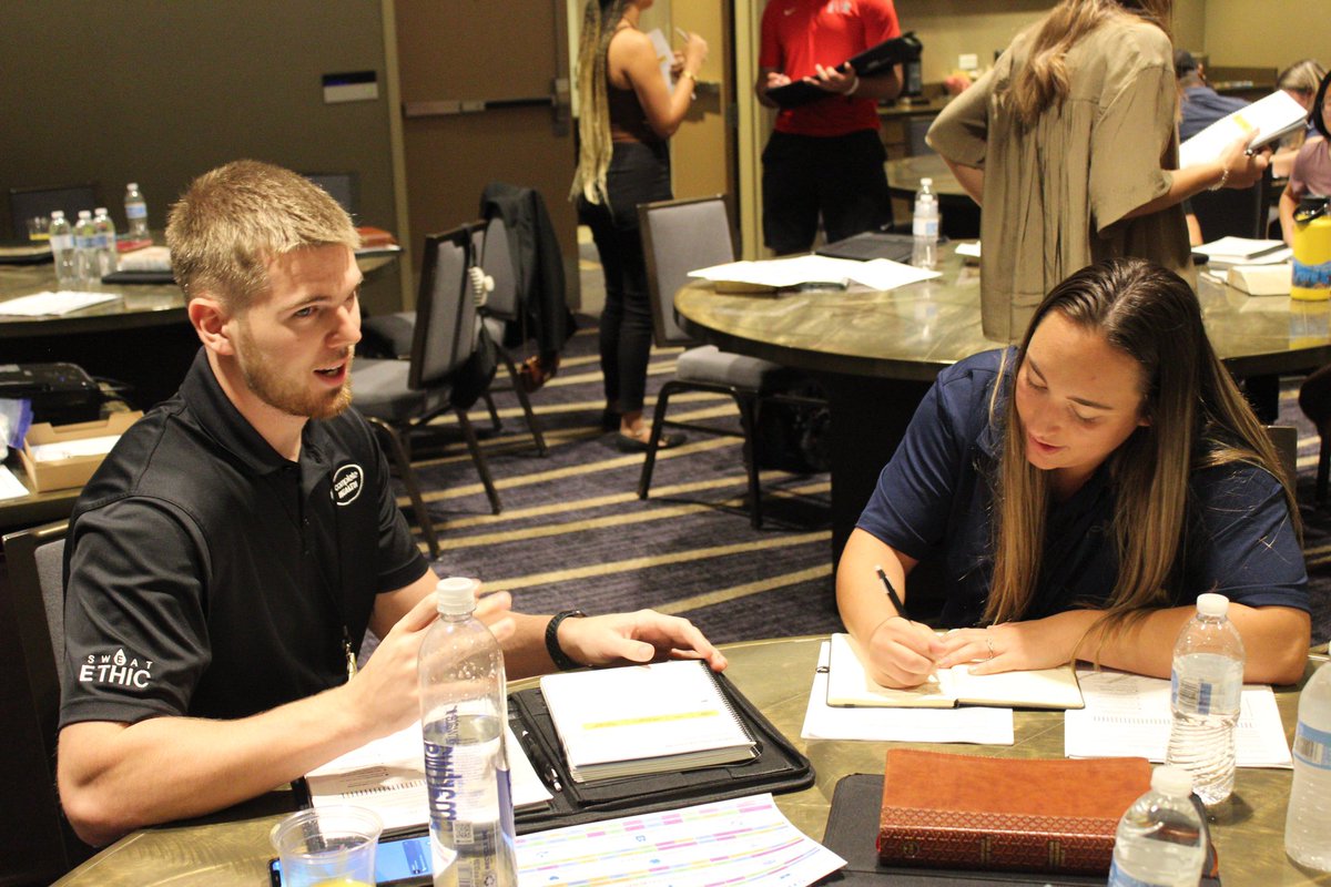 uncommonsg's tweet photo. Our Saturday session kicked off with Bible study and @Gallup CliftonStrengths activities! Follow along to see what else our Phoenix group is up to!
#beuncommon #phoenixweekend https://t.co/QU6fKEaH27