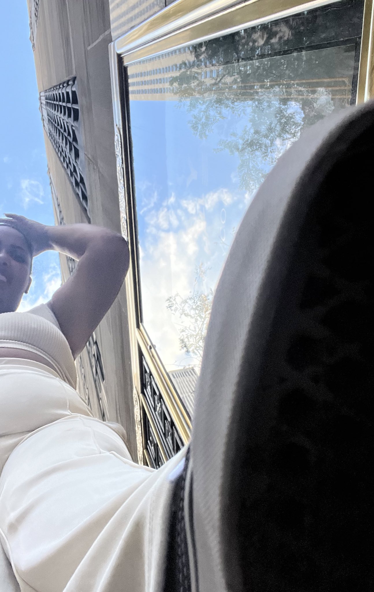 2 pic. Squashing you like the little bug you are ☺️ Now open your wallets💵 •Findom • shoes • feet • drain • goddess • paypig• https://t.co/WIIWkMnDMf