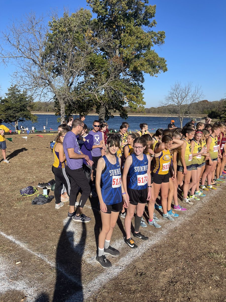 cross_sumner's tweet photo. Sumner Cross County at Lexington Lake Park Girls 5A regionals. Great job ladies. @kckps_sumner https://t.co/nktjbgTSMp