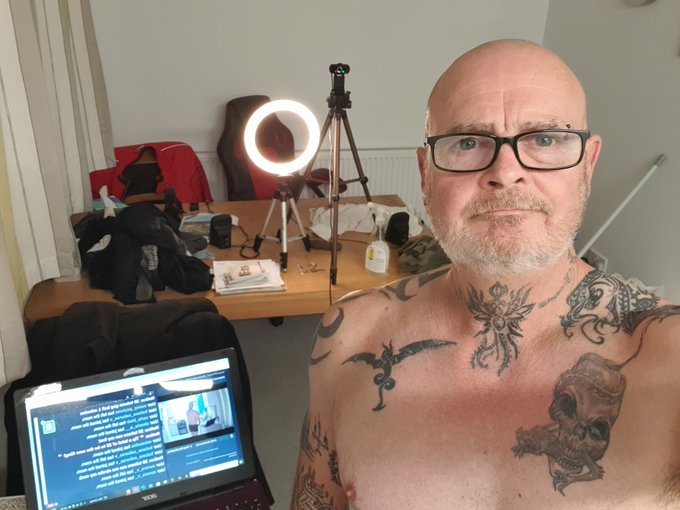 Mick Hodges’s pics and videos