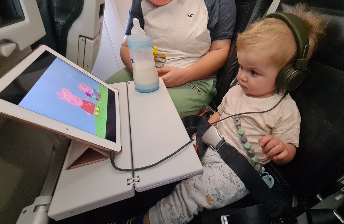 coyney91's tweet photo. @Chris_Wire He was sound mate to be fair,  slept a good chunk of it then peppa pig helped for the rest https://t.co/LSY2ghiwAC