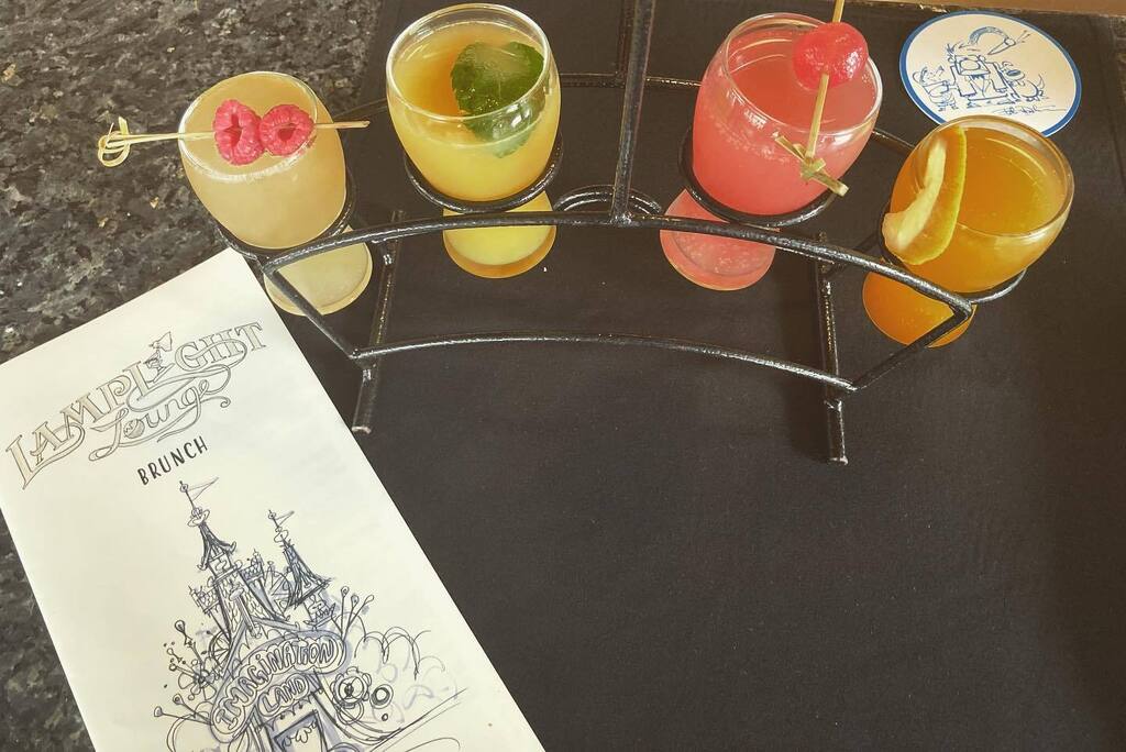 INTERCOT's tweet photo. A flock of mimosas.
#Disneyland #Halloweentime #HalloweenTime2022 #LiveFromDisney https://t.co/7SSzuAB6Sy https://t.co/Qf85TtFawN