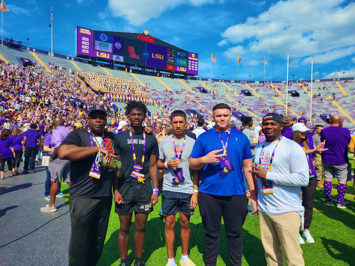 Our guys representing I-Town @LSUfootball !! #Redwood #OneTribe #DeathValley