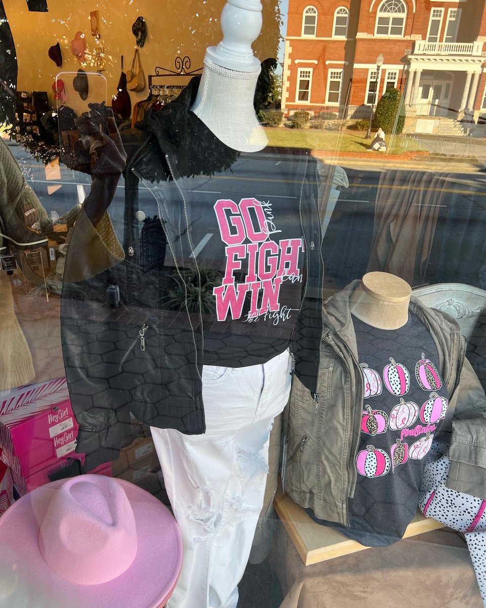 Cotiqueshop's tweet photo. Shop all your pink and black today! It’s Breast Cancer Awareness month🌸
🌸Don’t forget to join us later this evening at the Courthouse for The Fox City Witches Ride (it’s not too late to sign up)
#breastcancerawareness #pinkandblack #FoxCity #witchesride #forsythga https://t.co/fiD6xUva3i