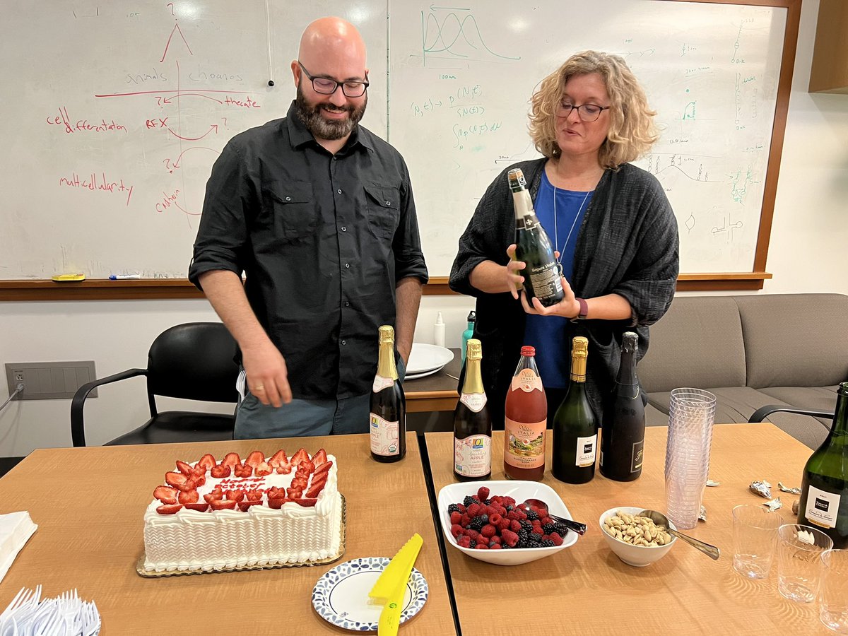 The Nogales Lab tweet media