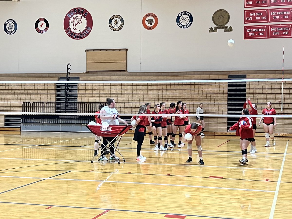 OZ_Trojans's tweet photo. The Lady Trojans are ready to take on Neodesha in the first round of sub-state! Let’s Go Big Red! https://t.co/LkJrg21vFb