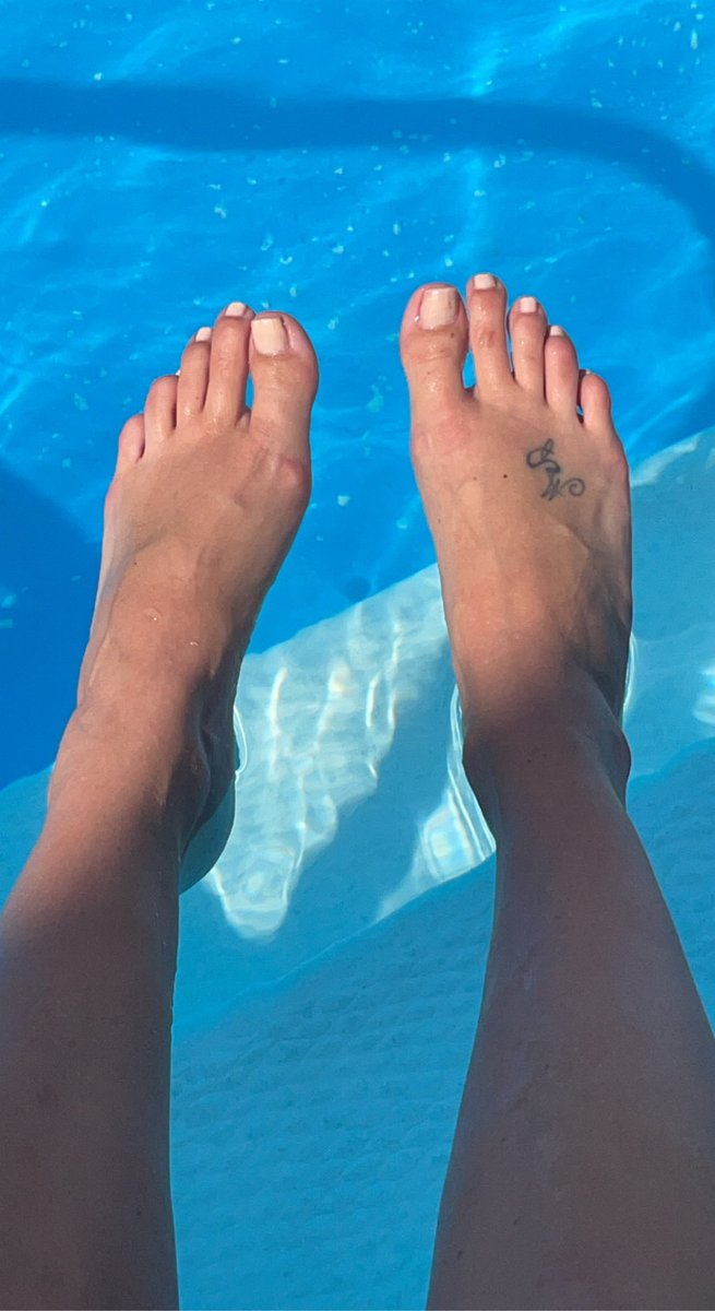 Feet RT PROMO 59.6K on Twitter "RT AshleeMcMilla15 Dirty soles or