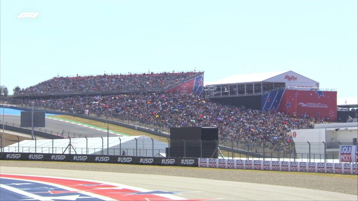 Look at this CROWD! 🤯 America, you do not disappoint 👏👏👏 #USGP #F1