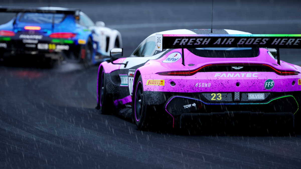 Oh my days, Silver car in P3 in class after qualifying second to last (don't judge), while our championship rival has been hit by the fuel crisis (bummed for that one, not the way we wanted to get ahead). Pro car right behind in P14 overall, good recovery.
📸<a href="/DejanJankovic20/">Dejan Jankovic</a>