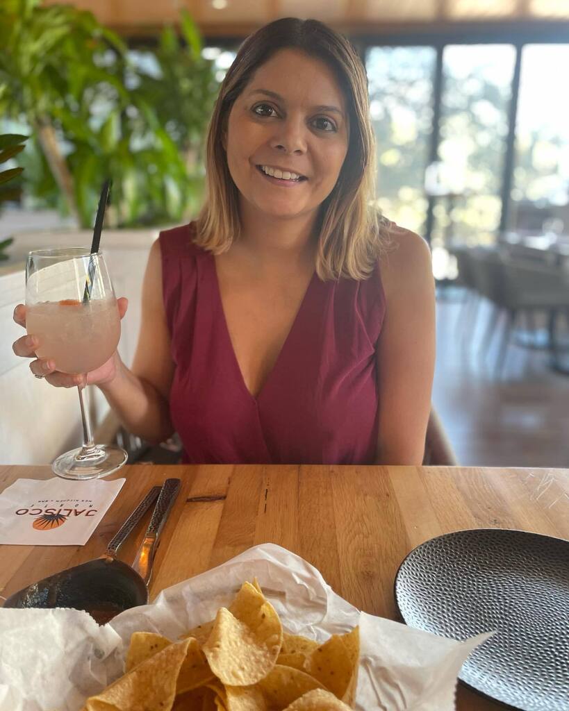 Mykalt45's tweet photo. I love stepping out with this beauty. #brunchbabe #twitter https://t.co/uOO3sAeUCh https://t.co/0VG6TQnefh