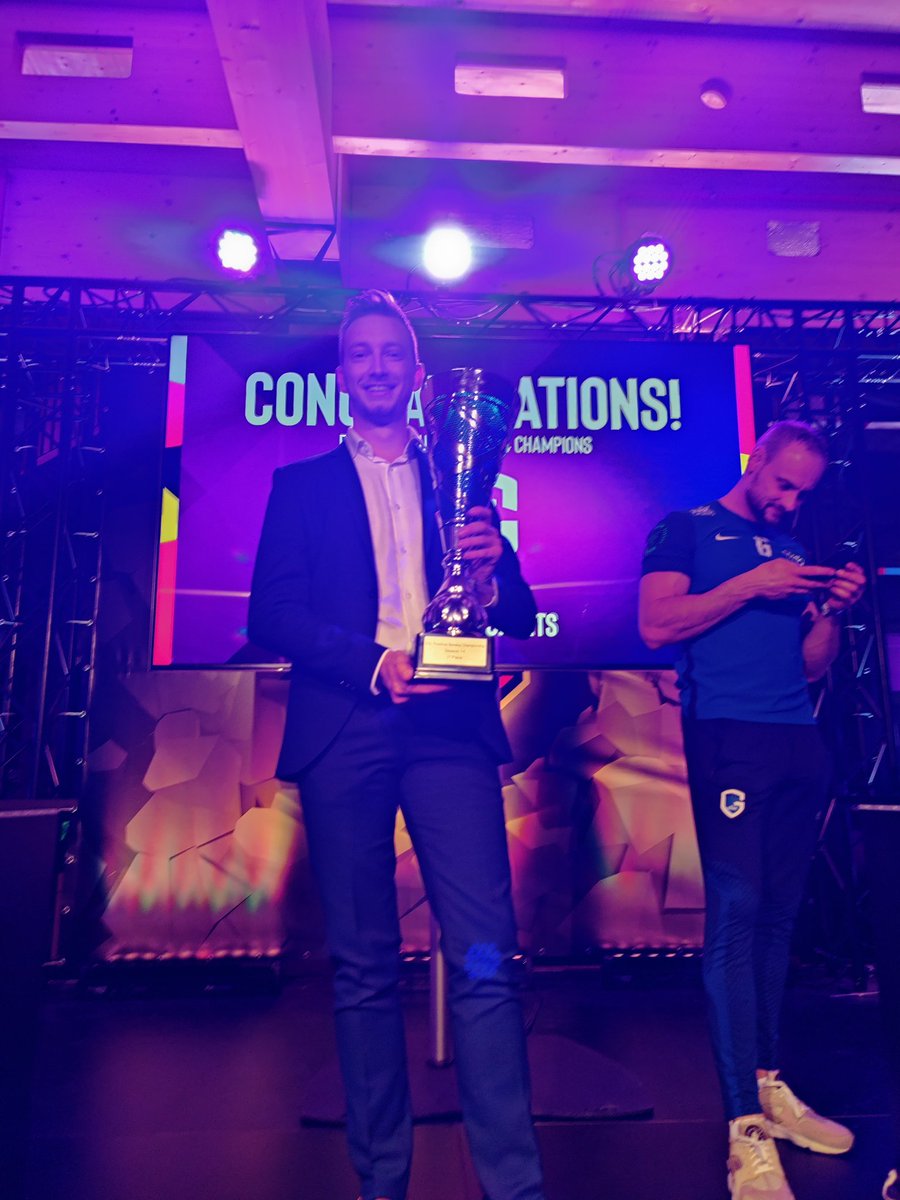 BugSecure_'s tweet image. My first as team manager! 🤩🏆