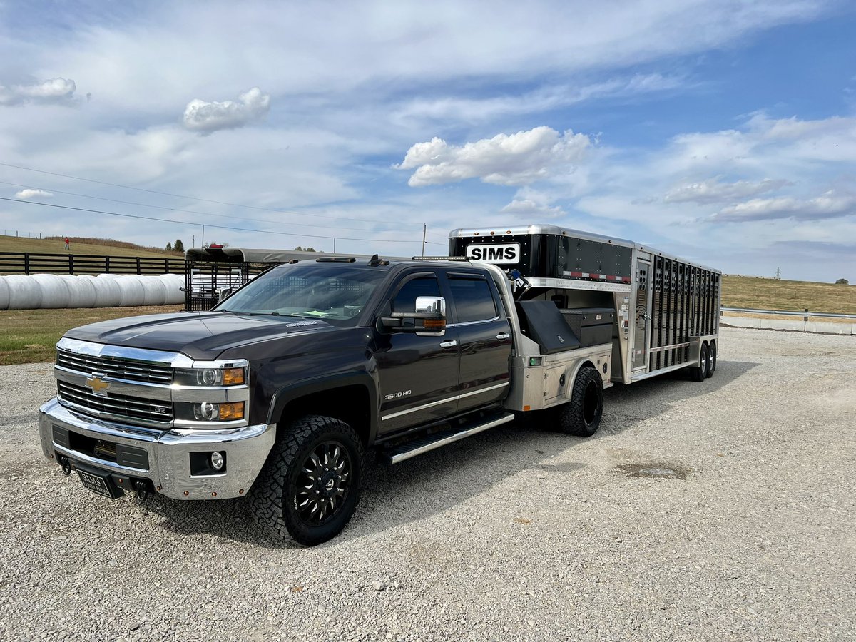simsfamilyfarms's tweet photo. Just got it home! #wilsontrailers #midwaytrailers #AgTwitter https://t.co/QOGBdxtP68