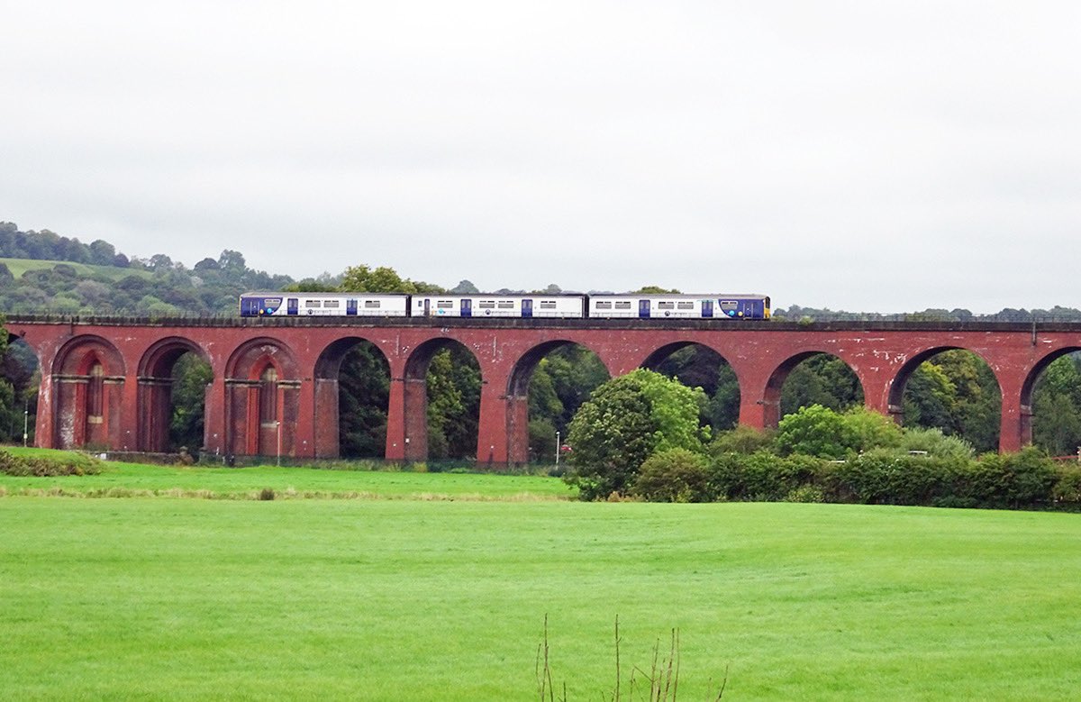 RValley_Line's tweet photo. A class 150 passing over Whalley Viaduct back in 2021 🛤️🌁 https://t.co/xXMh95PFbq