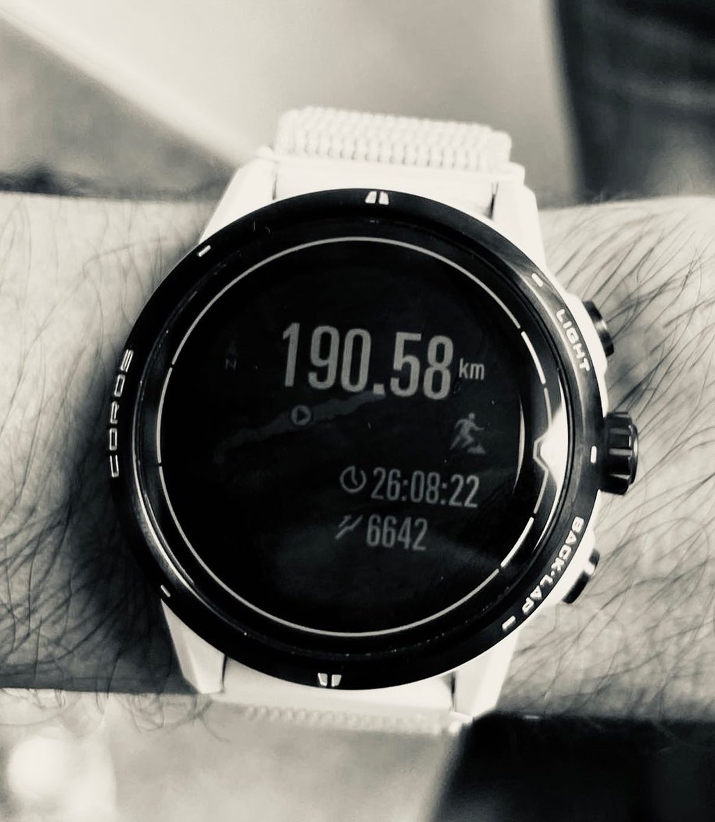 tofolcastanyer's tweet photo. Tengo imágenes de estos 190km o 26h que no se me van a borrar en la vida
Pero creo que entre todas,me quedo con las caras de felicidad de niños y niñas implicados en un proyecto de mejora de nuestro medio ambiente con la excusa de un récord deportivo #brutal #gracies https://t.co/CMNcd1UjhS
