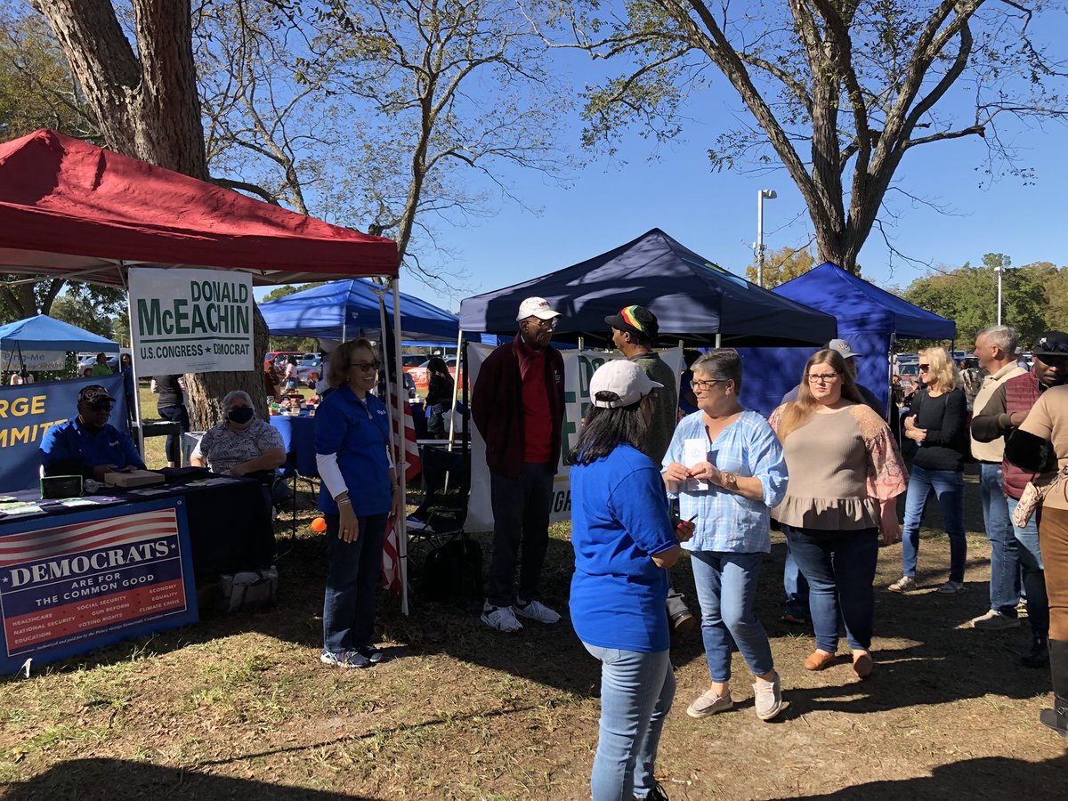 Stopped at Pecan Festival. Prince George Democrats are fired up. Looking forward to a big win on 11/8/22