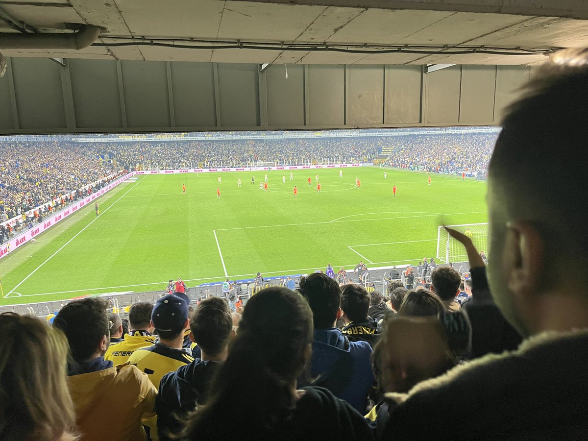 BOBrien90's tweet photo. Not a bad goal to be behind tonight for that 85 minute winner in the Istanbul derby l!! https://t.co/AHH8qV0jfB
