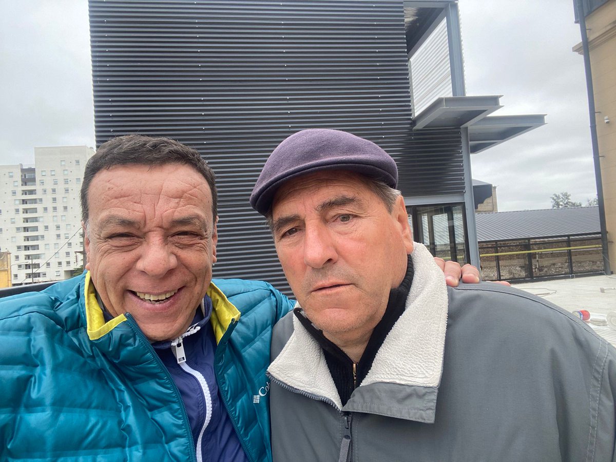CaffaroOsvaldoR's tweet photo. Junto al Arq. J. Madoz ultimando detalles para la inauguración del #DAMStadium el próximo fin de semana.
Pusimos en valor el abandonado Frigorífico Smithfield con una gran obra de infraestructura y equipamiento para la #Cultura y el #Deporte de #Zárate.
#SomosGenteDeHacer https://t.co/nlxgAcauBW