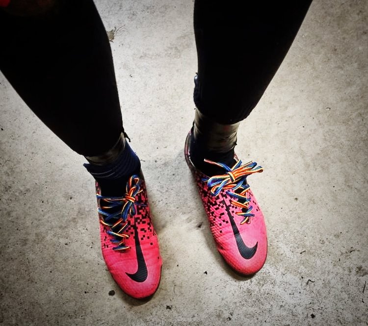 🏳️‍🌈 A game for everyone 🏳️‍🌈

The #CoWs were proud to support <a href="/stonewalluk/">Stonewall</a>'s #RainbowLaces campaign today! 🙌
.
.
.
#NoToHate #LaceUpSpeakUp #FootballForAll #CityOfWakefield