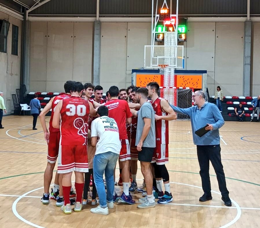 ✅ Seguim sumant! 🦊

Victòria del nostre nacional en el primer partit de lliga en casa davant <a href="/cbtavernes/">C.B. TAVERNES</a> per 81-43. 

#SomJóvens
#SomMésQueBasket