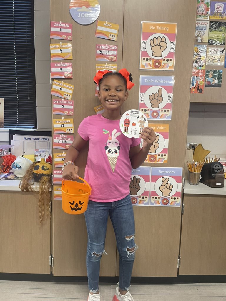 _Mrsmccoy_'s tweet photo. Had to make a big deal and celebrate my students that received an A on their first checkpoint . They loved their happy meals and I’m one proud teacher #teacherlife #testingishard #happymoment. @SheridanCFISD @CyFairISD @CFISD_ELAR2_5 https://t.co/UYu6WHOOXr